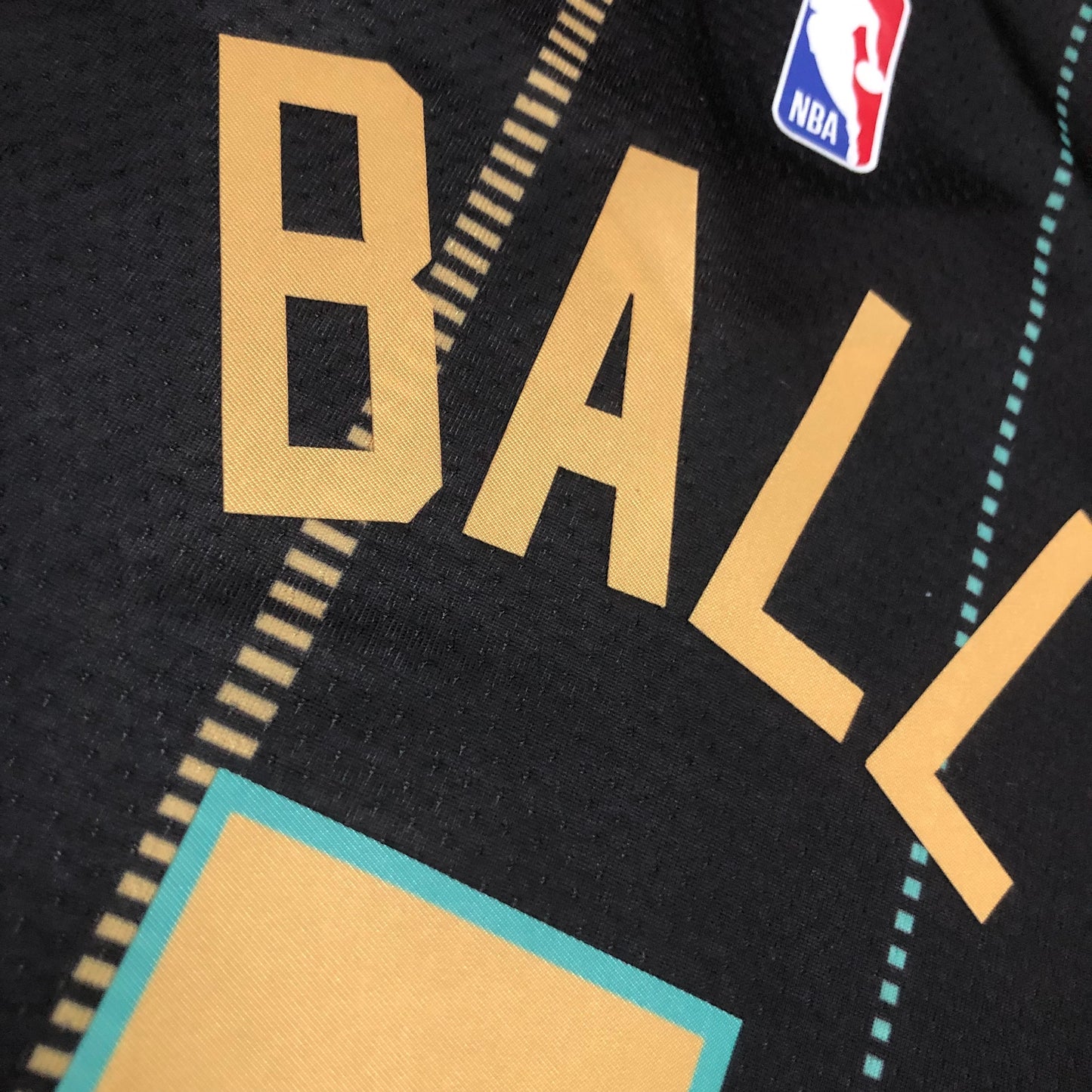 23 Season Hornets City Edition