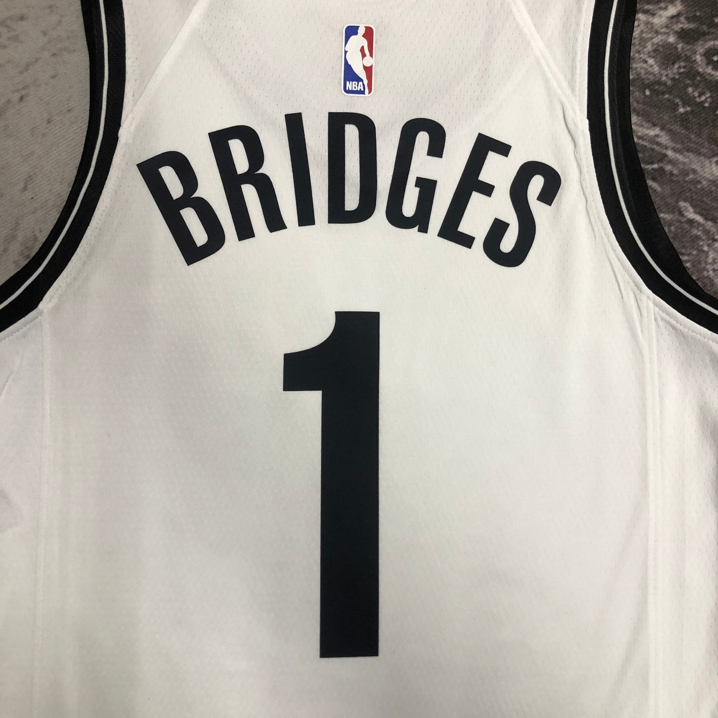 23 Season Nets V-neck White