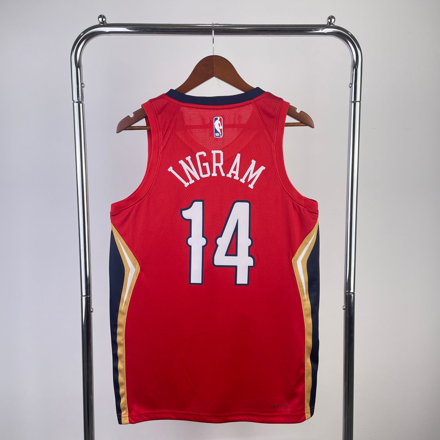 23 Season Pelicans Flying Man Limited