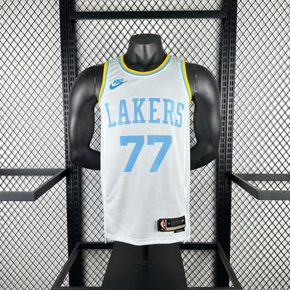 23 Season Lakers Retro