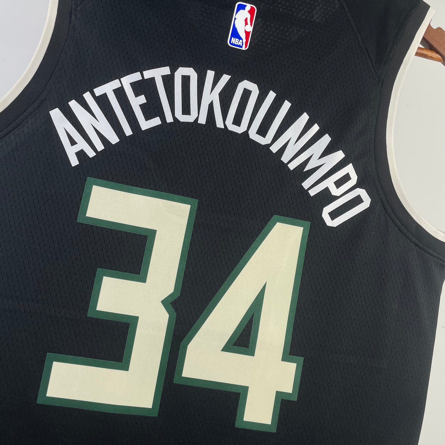 21 Season Bucks Jumpman