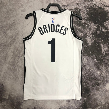 23 Season Nets V-neck White