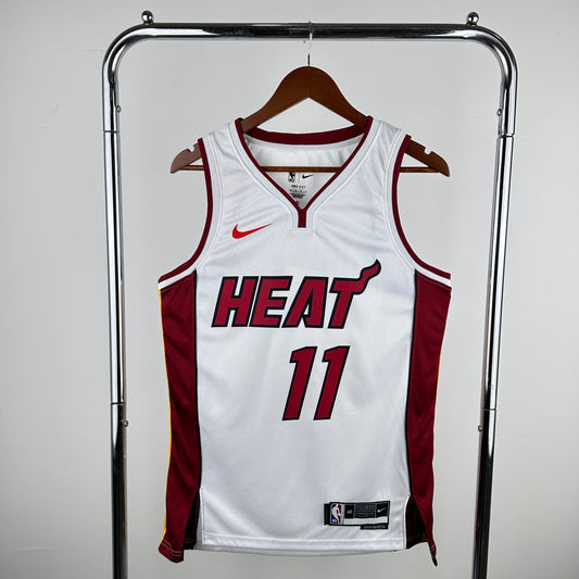 23 season Heat V leads home white